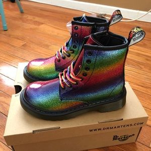 ombre doc martens